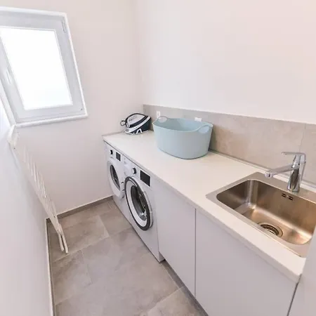 New Buterin With Heated Pool Villa Novigrad (Dalmatia)
